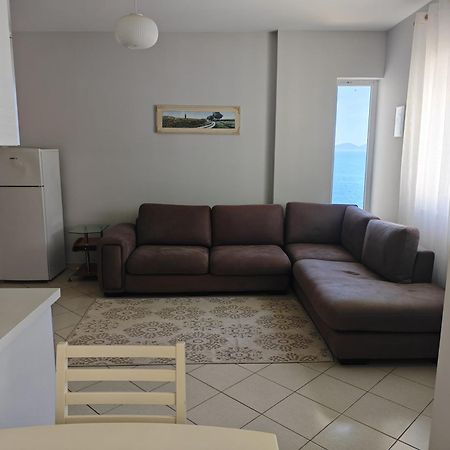 Edan Apartments Vlorë Exteriör bild