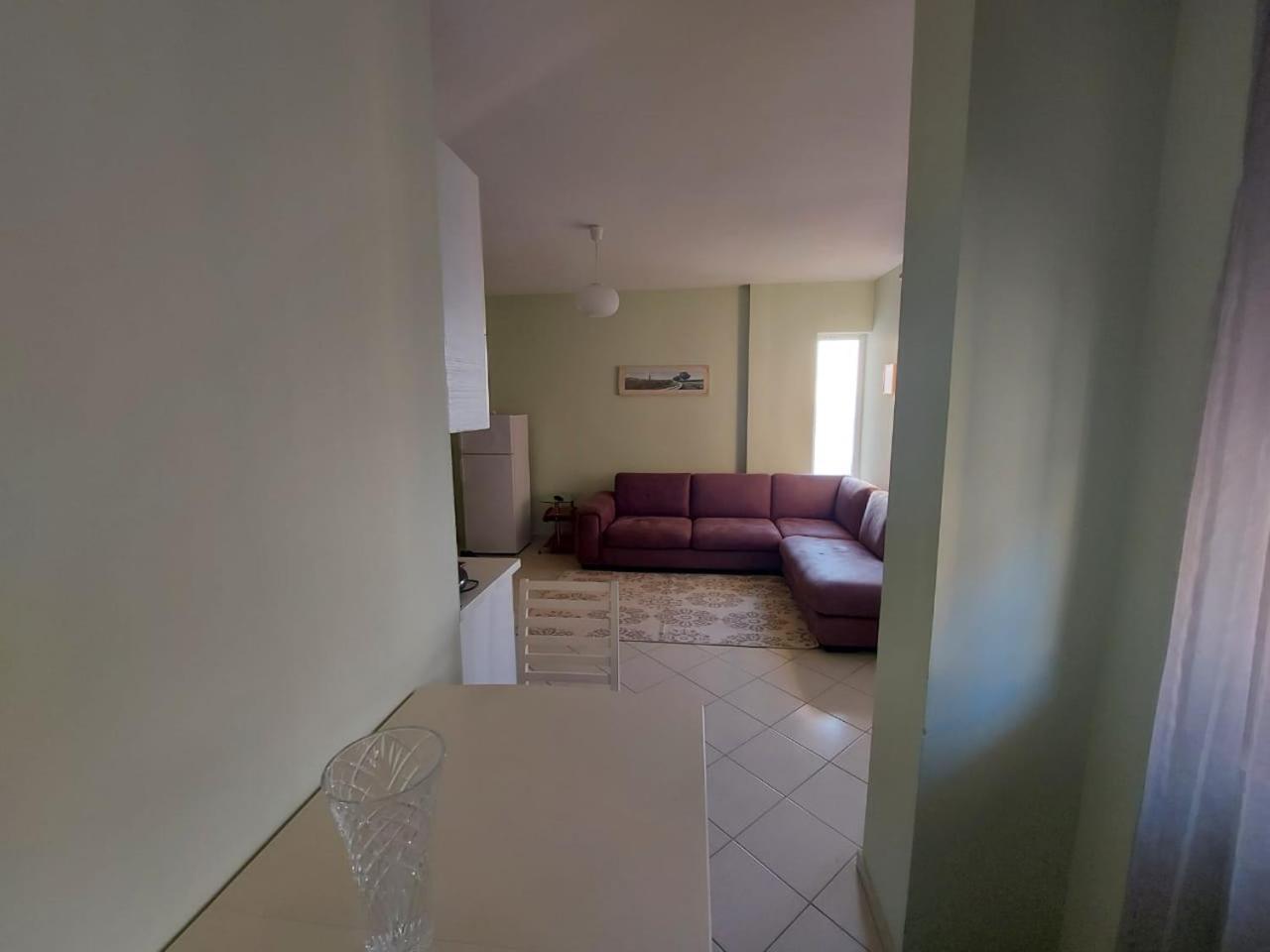 Edan Apartments Vlorë Exteriör bild