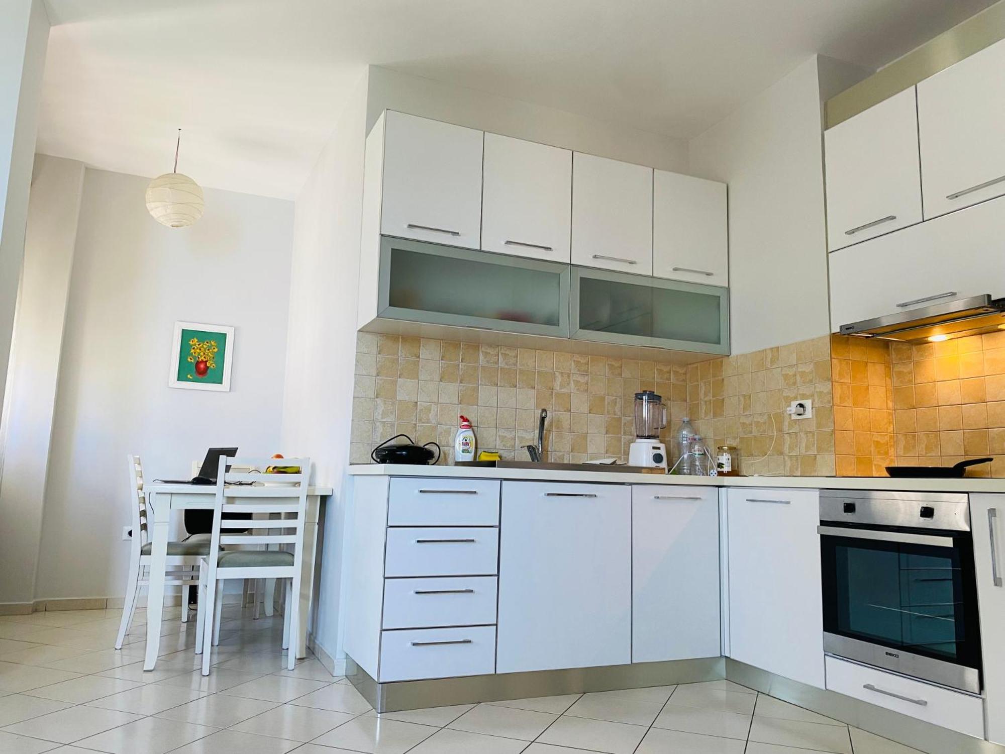 Edan Apartments Vlorë Exteriör bild